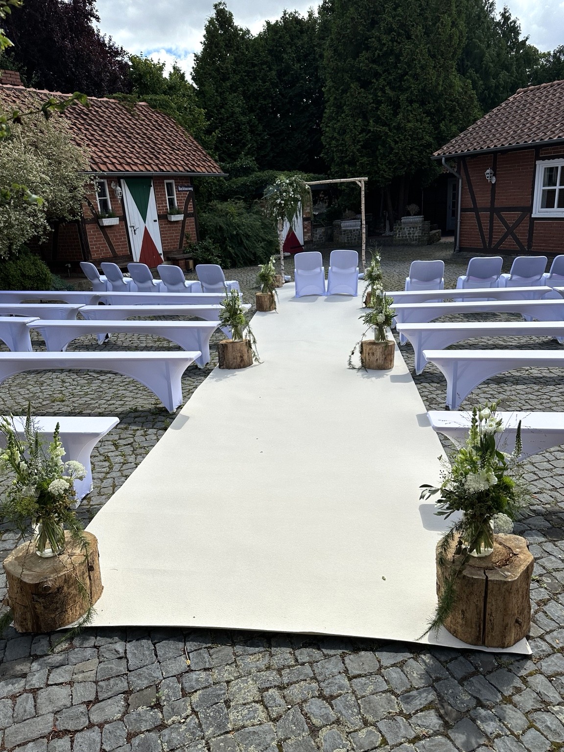 Freie Trauung im Innenhof